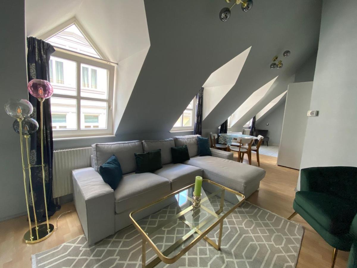 City Centre Serviced Apartments Виена Екстериор снимка